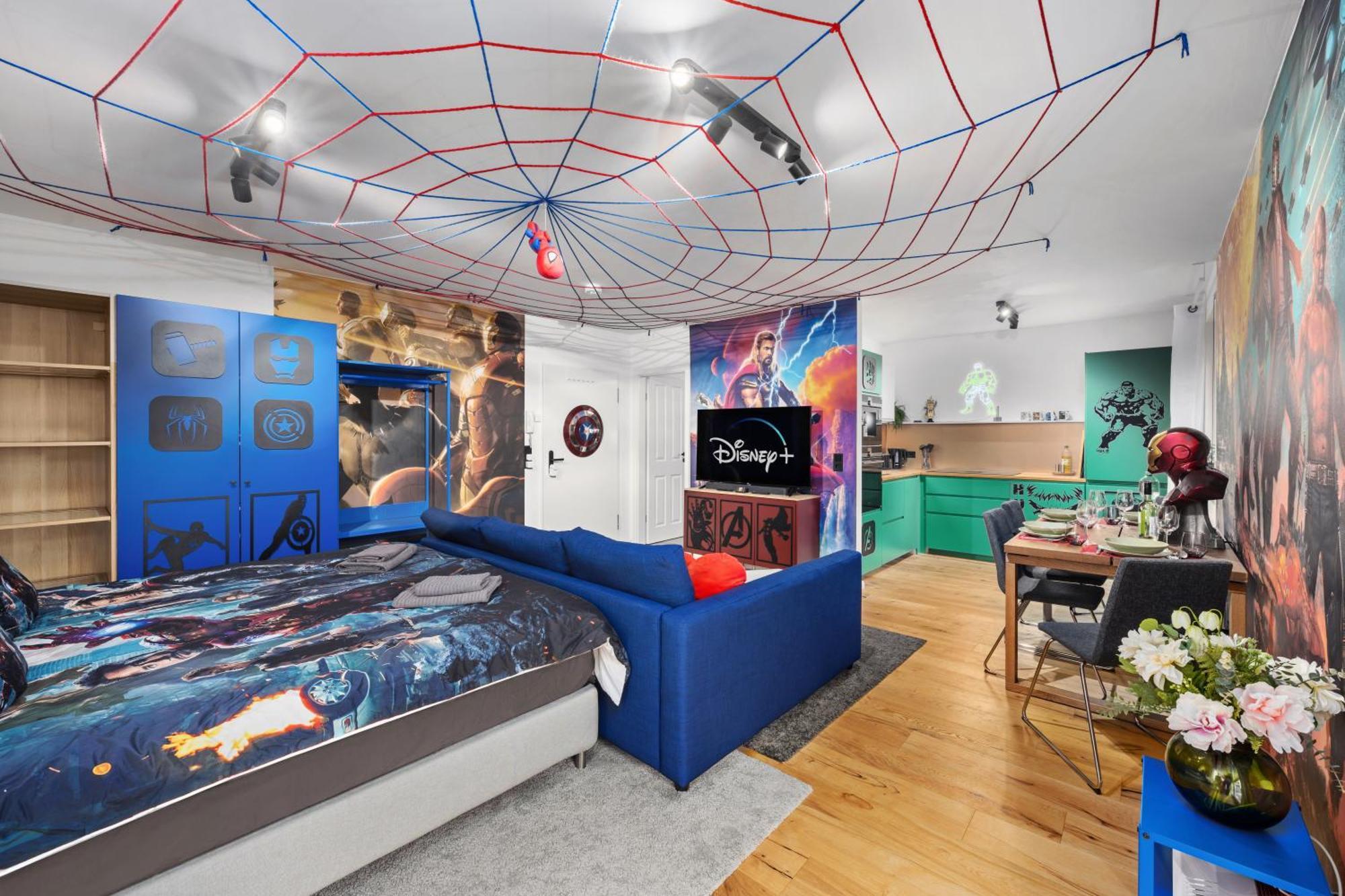 Edler Wohnraum Disney Marvel Studio Mit Balkon, Boxspringbett, Kaffeevollautomat, Lift & Parkplatz Chemnitz Eksteriør billede