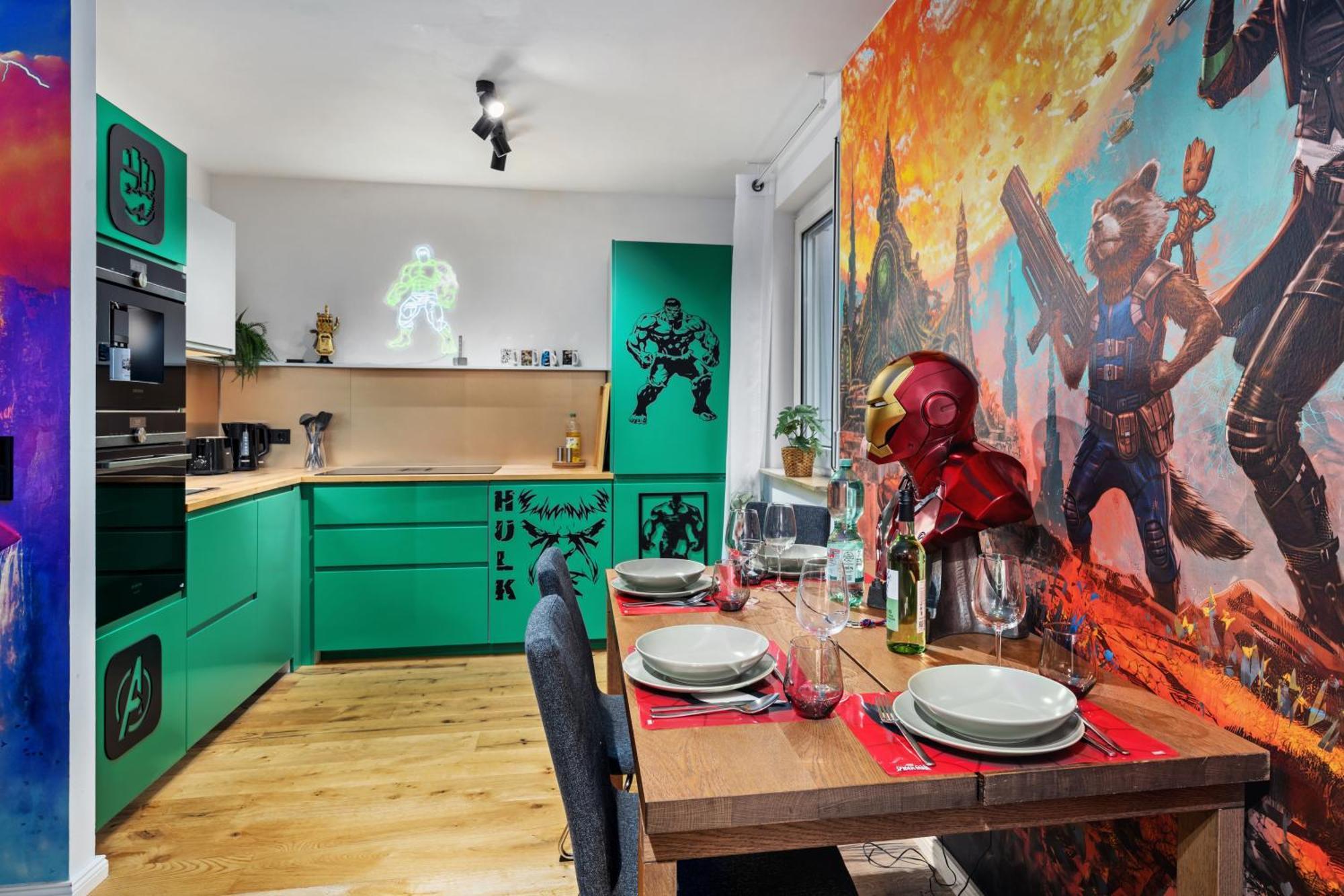 Edler Wohnraum Disney Marvel Studio Mit Balkon, Boxspringbett, Kaffeevollautomat, Lift & Parkplatz Chemnitz Eksteriør billede