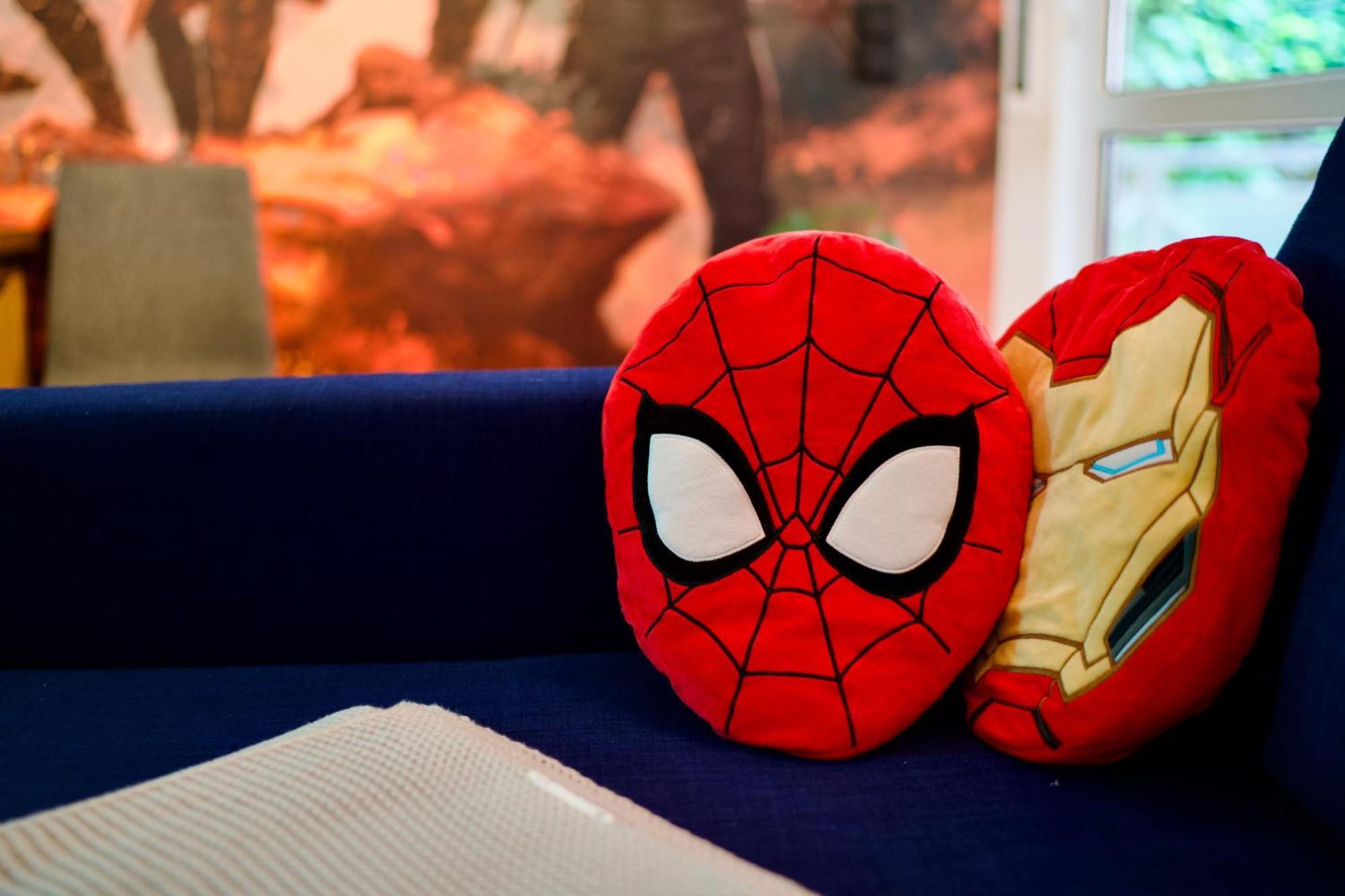 Edler Wohnraum Disney Marvel Studio Mit Balkon, Boxspringbett, Kaffeevollautomat, Lift & Parkplatz Chemnitz Eksteriør billede