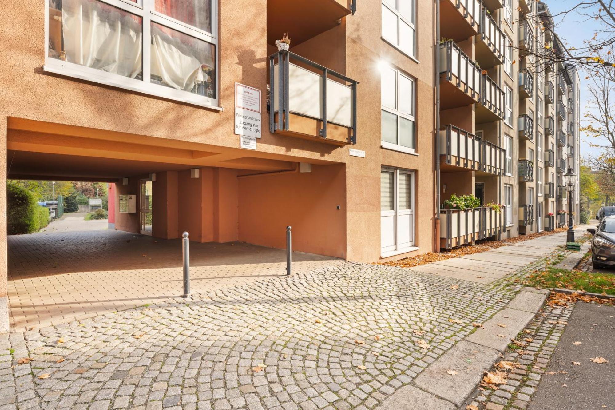 Edler Wohnraum Disney Marvel Studio Mit Balkon, Boxspringbett, Kaffeevollautomat, Lift & Parkplatz Chemnitz Eksteriør billede
