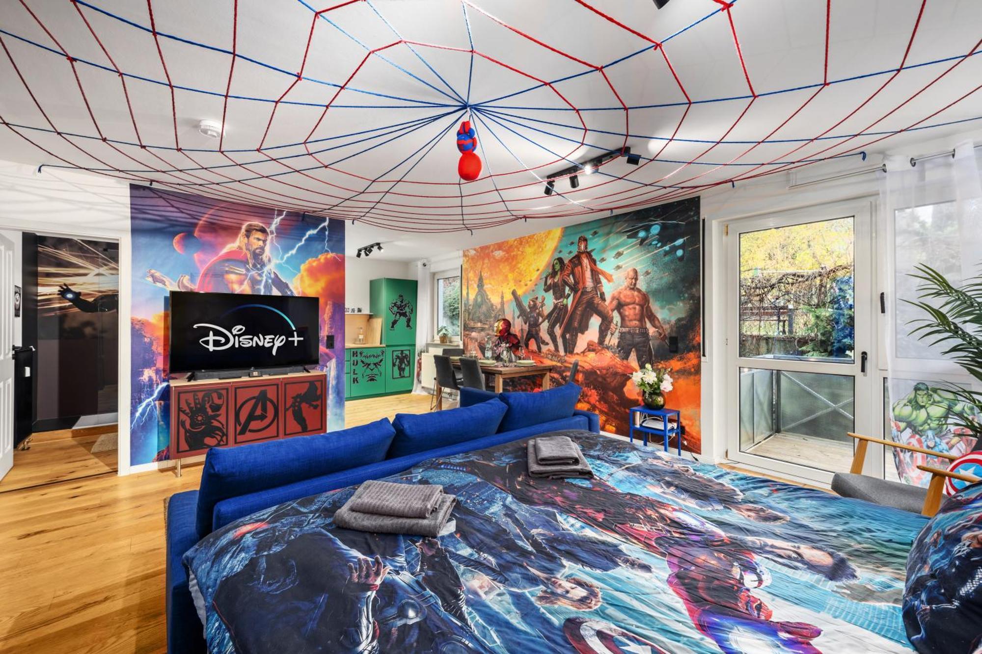 Edler Wohnraum Disney Marvel Studio Mit Balkon, Boxspringbett, Kaffeevollautomat, Lift & Parkplatz Chemnitz Eksteriør billede